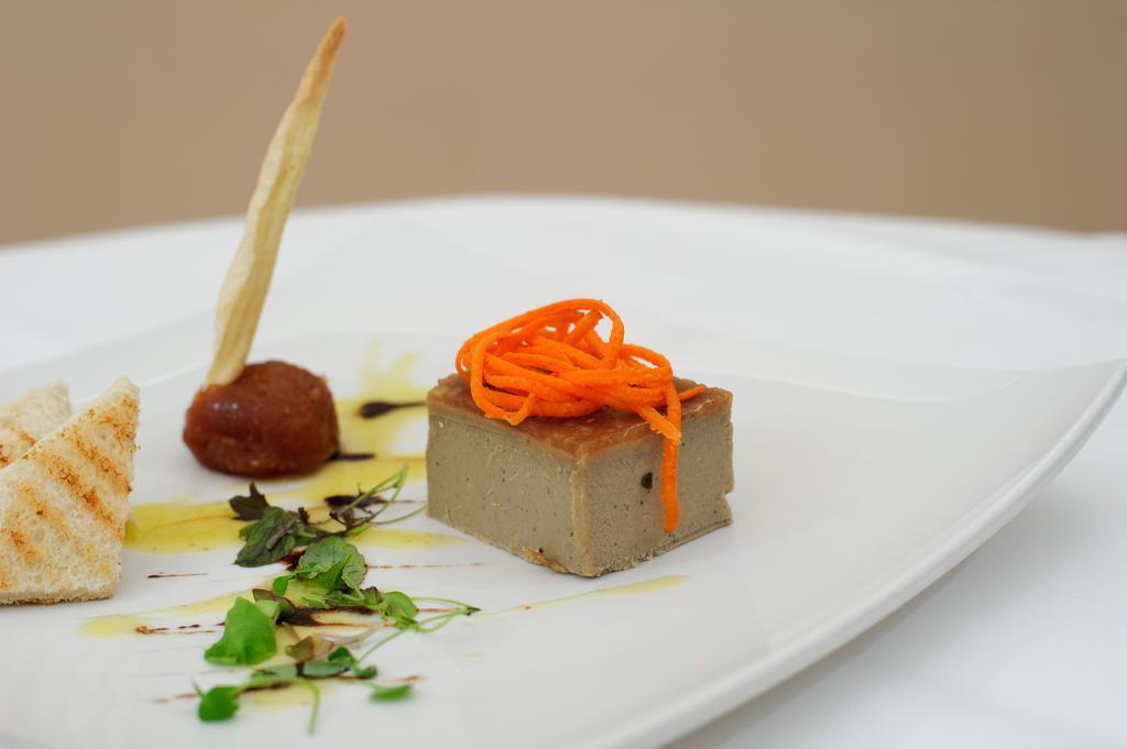 The Case Restaurant With Rooms Ассингтон Экстерьер фото